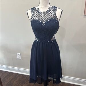 City studio size 0 Elegant Navy Lace cocktail Dress